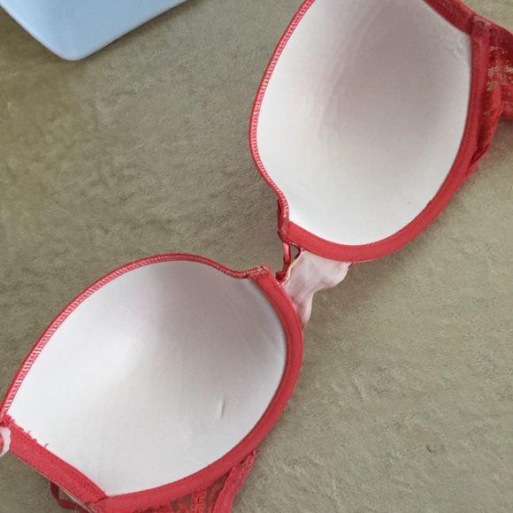 GILLIAN & OMALLY'S  PRETTY PADDED BRA 34D - Picture 5 of 8